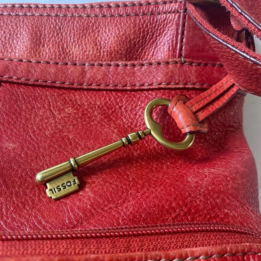 Fossil Morgan Traveler Cross-Body Bag - Picture 15 of 16